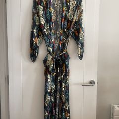 Dressing Gown size M