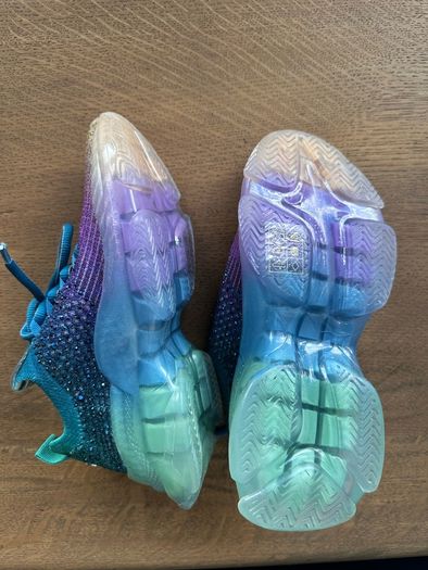 Steve Madden  runners