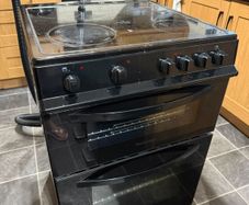 Used electric ceramic Montpellier cooker for free (working 100%)