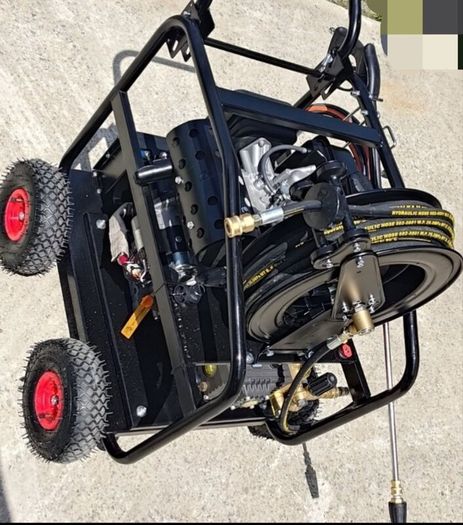 Professional Heavy-Duty Diesel Pressure Washer 250