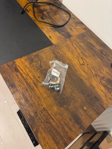 Standing desk