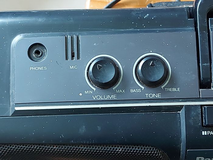 Panasonic Stereo Radio Cassette Recorder, Model RX-FT500, Dual Tape Deck and Radio, Vintage, in very good condition