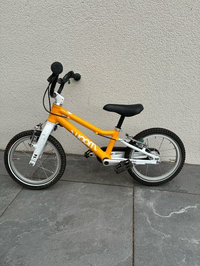 Woom 2 bike yellow