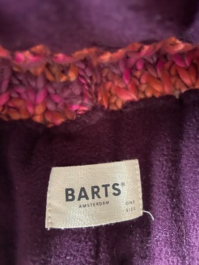 beanie bobble hat Barts ladies knitted with pon pon New