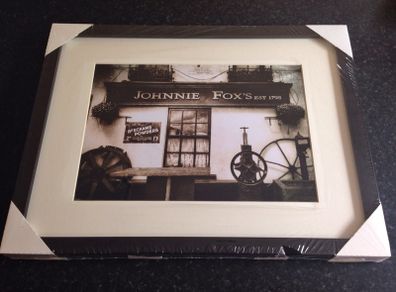 'Johnnie Fox's'- legend pub.