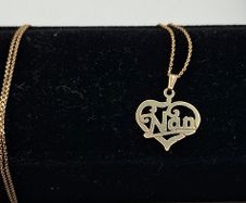 Vintage 9ct yellow gold Nan heart shape pendant necklace