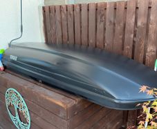Thule Roof Box, Large Capacity, 2 Keys