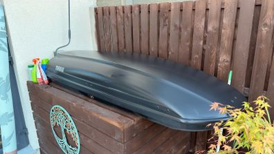 Thule Roof Box, Large Capacity, 2 Keys