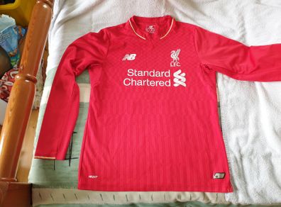 Liverpool Football Club Home Jersey 2015 to 2016 Childrens Large New Balance