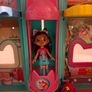 Gabby's Dollhouse Deluxe Playset, with figures Image 3