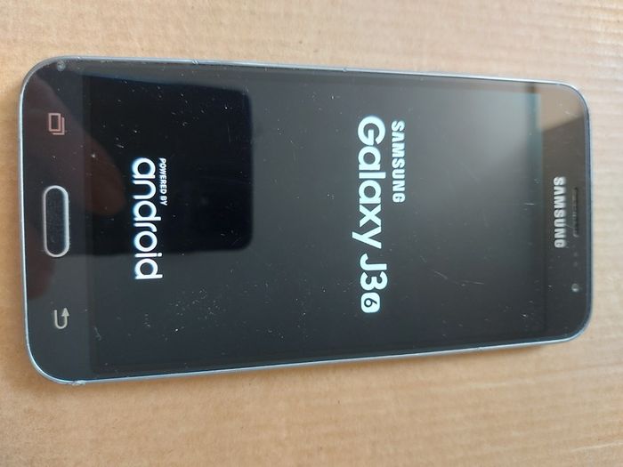 Samsung Galaxy J3(6) 2016, Model SM-J320FN, 8GB, in very good condition and working as should