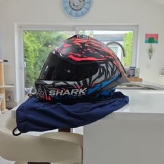 shark skwal cup helmet medium