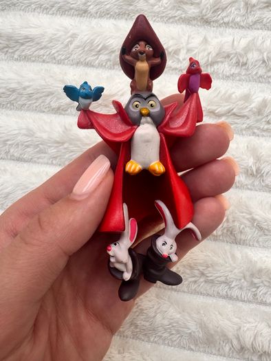 Disney Sleeping Beauty Owl As Prince Phillip aprox. 10.5 cm. Used Please see photos