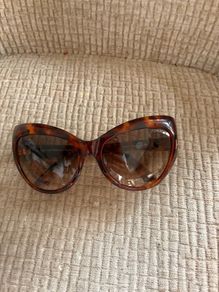 Tom ford sun glasses with box