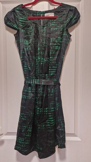 woman dress ted baker,karen millen,Paul Costello,juicy couture,coast, lipsy,Denzel in a dress,esprit