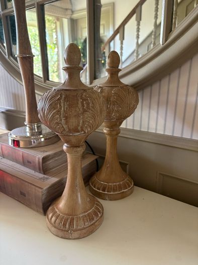 New 37cm high wood effect pumpkin finial with whitewash finish