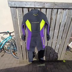 7mm Scubapro Wetsuit Women M