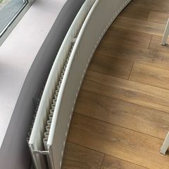 Curved radiator