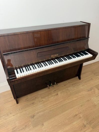 Petrof piano