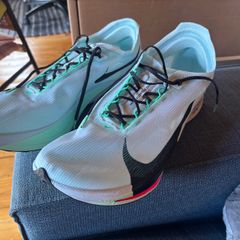 Nike StreakFly 2