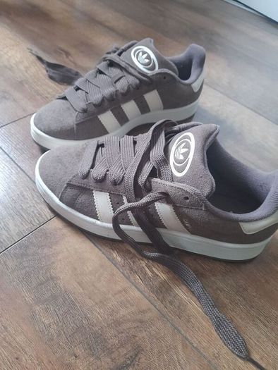 Adidas Campus