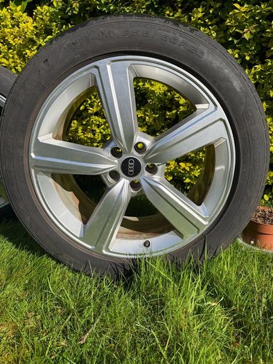 Set Of 4 R20 Audi Alloy Wheels With Tyres  2023  Good Condition
