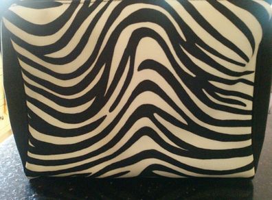 Black and cream J Ferrar handbag NEW