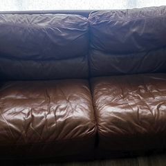 2-Seater Leather Couch