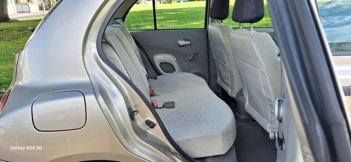 2003 Nissan Micra