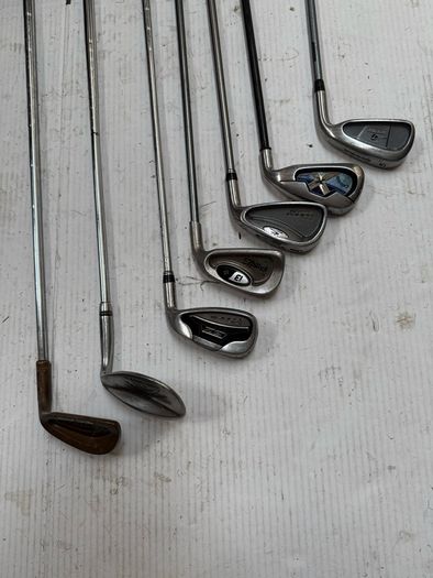 set golf clubs
