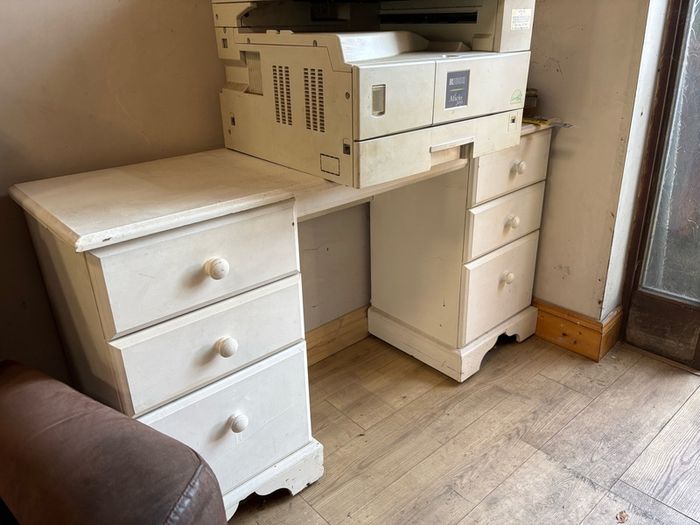 6 drawer office desk