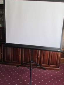 projector screen