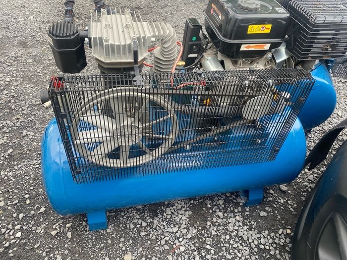 Choice Of Two Hyundai Key Start Compressor