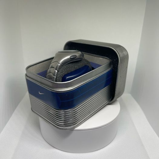 Nike Triax Metal Linear Super Watch Boxed Complete