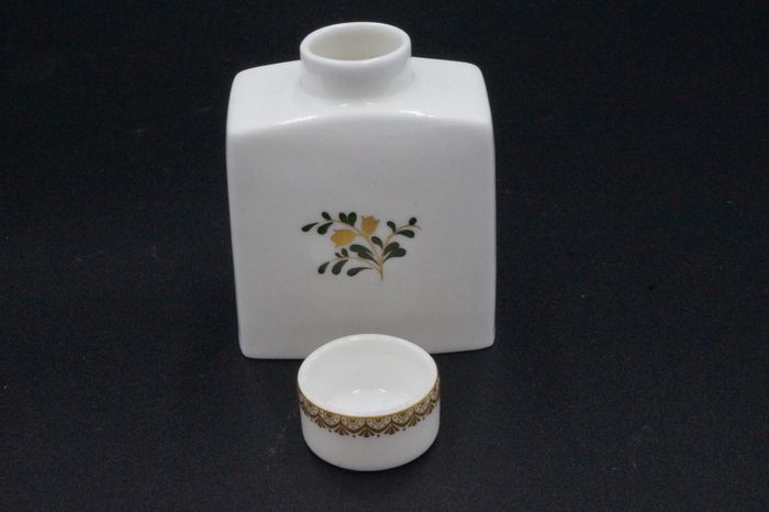 Vintage Royal Worcester Tea Holder