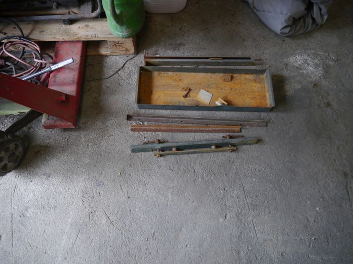 Gabro Metal Folder