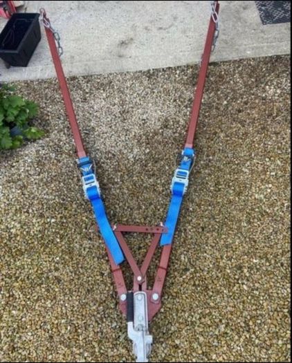Towing a frame heavy duty , recovery dolly transporter , new Bradley hitch iron cast up to 2.7 tone , suit vans and small cars