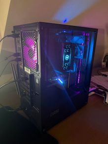 Ultimate Gaming Setup (Price negotiable)