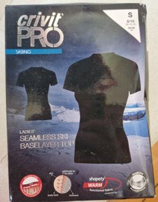 Ski baselayer top