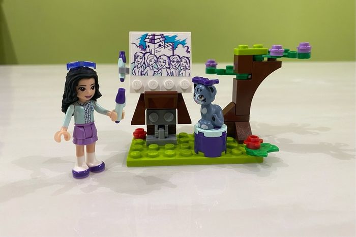 LEGO Friends Emma's Art Stand, Set 41332