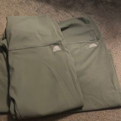4th arq sage green leggings