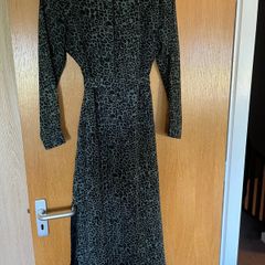 Mint  velvet dress size 14 . Great condition