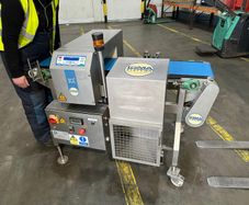Metal detector