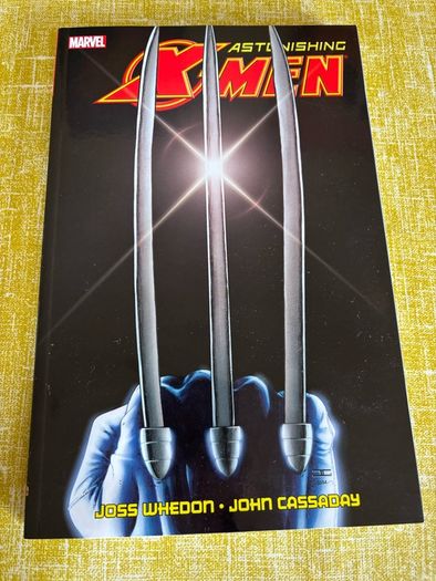 Astonishing X-Men Book 1