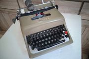Olivetti Studio 44 Typewriter