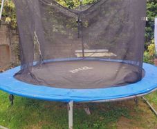 Trampoline free
