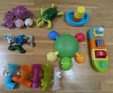 Bath toys