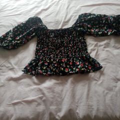 Wednesdays Girl ladies crop top black and floral size medium