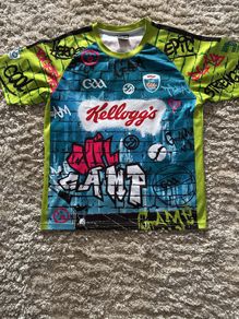 Kelloggs Cul camp official jersey size 5A or size 13-14