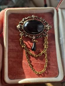 Vintage Black Stone Brooch